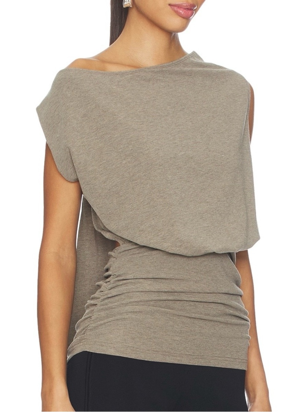 Superdown • Cecilia Top in Grey - Picture 3 of 5